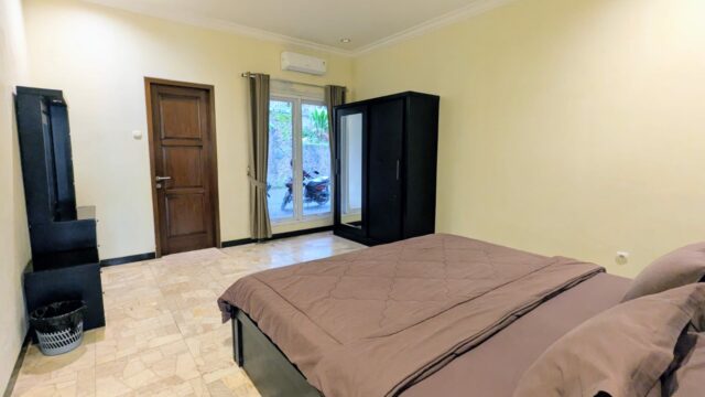 c81b094a-dd10-4512-aab0-44c5a24212bc