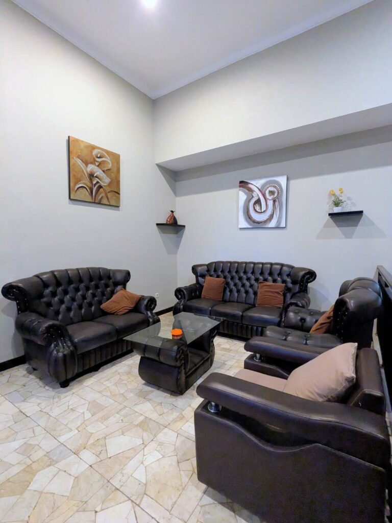 dbbf3d74-cbd7-4869-8643-16f13573a677