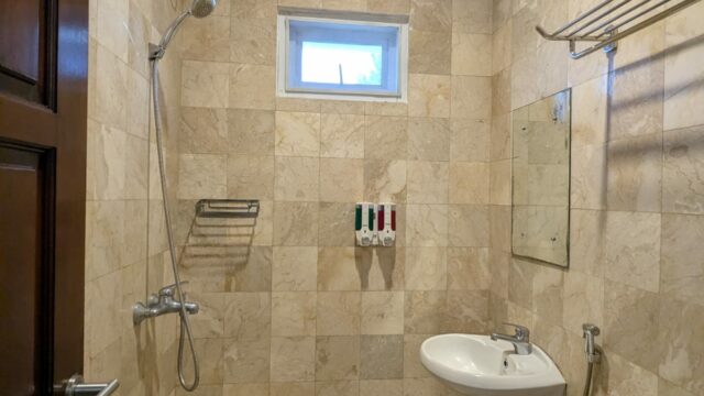 f1239063-f5e7-47cb-a7c0-72df35bcfe8e